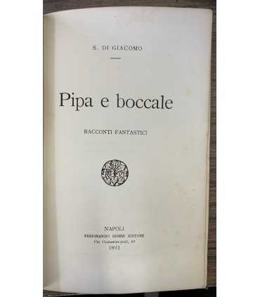 Pipa e boccale.