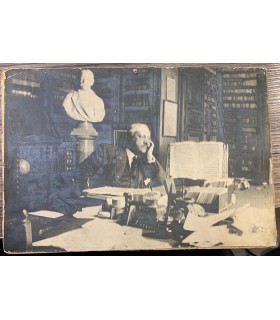 Foto di Salvatore Di Giacomo su cartoncino.