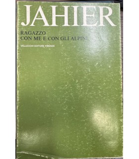 Ragazzo con me e con gli alpini.