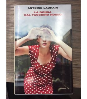 La donna dal taccuino rosso