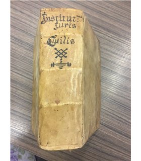 Institutiones iuris civilis. Iustiniani Imper. Accuratius quam unquam Antea recognitae atque ementatae: Cum omnibus Silvesti Ald