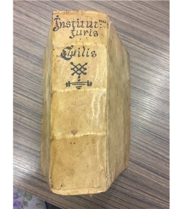 Institutiones iuris civilis. Iustiniani Imper. Accuratius quam unquam Antea recognitae atque ementatae: Cum omnibus Silvesti Ald