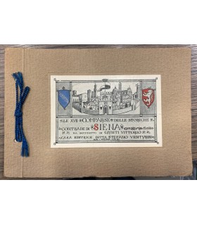Le XVII comparse delle storiche contrade di Siena